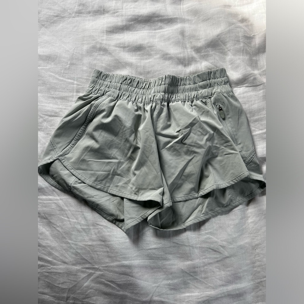 Lululemon Track That Short - Light blue